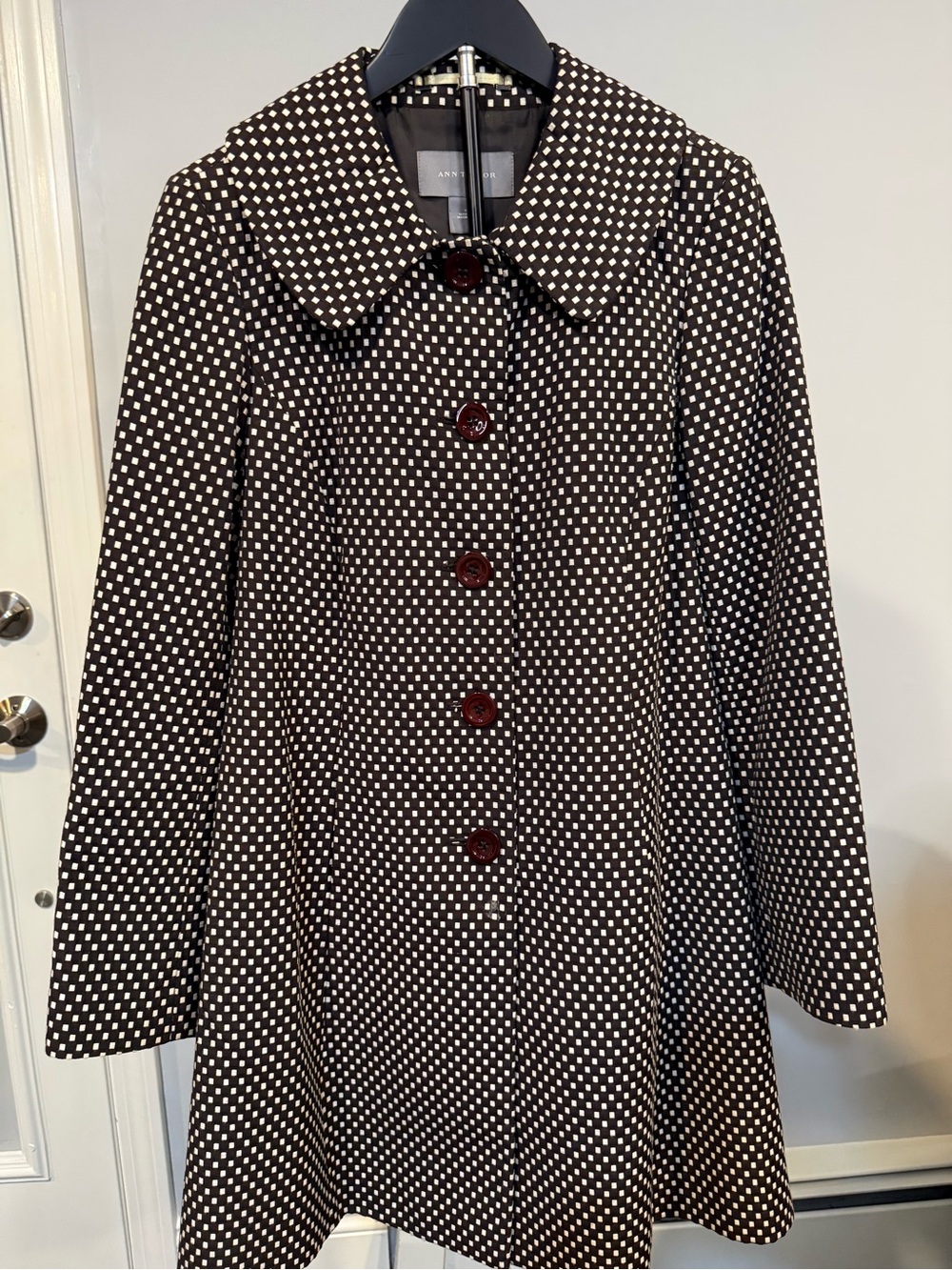 Anne Taylor Brown and White checkered pattern. coat